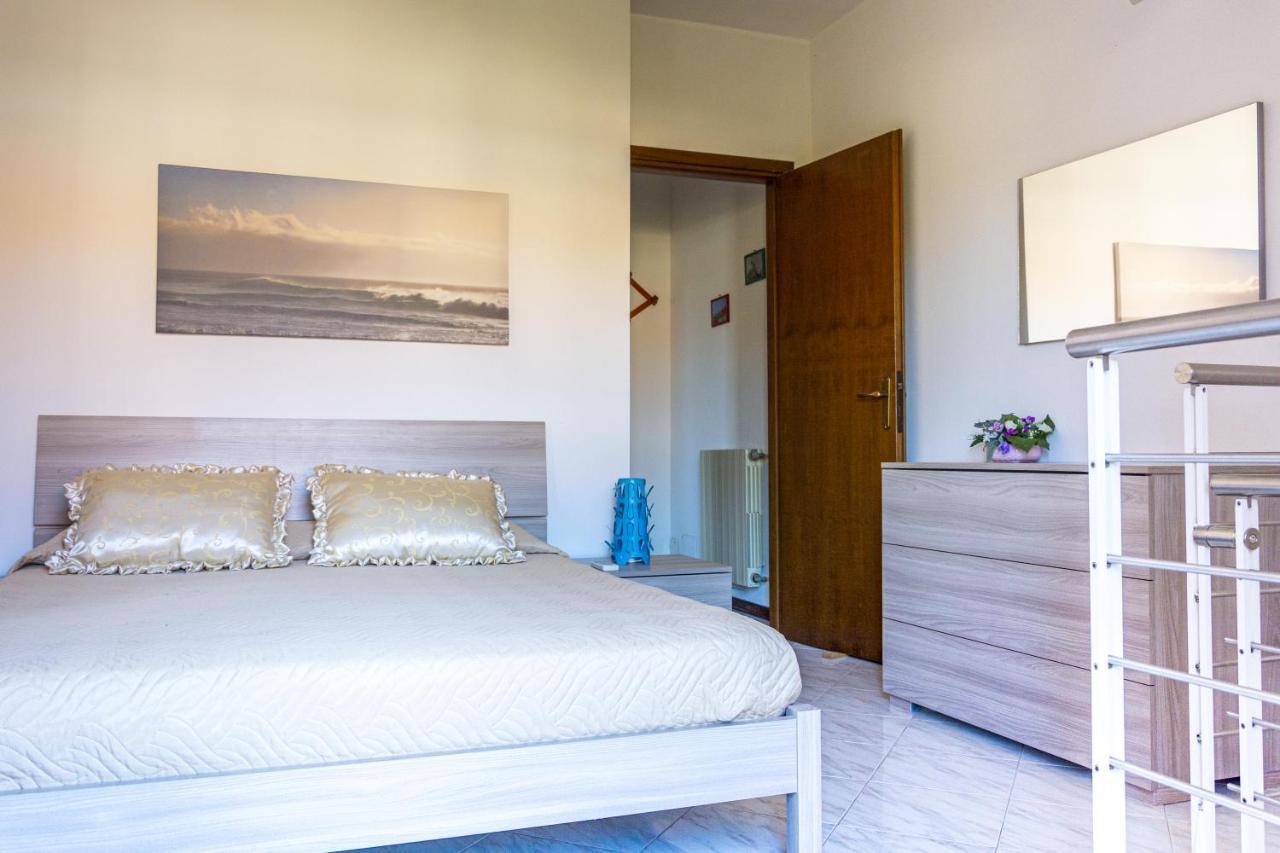 Appartamenti La Casina Porto Azzurro Kültér fotó
