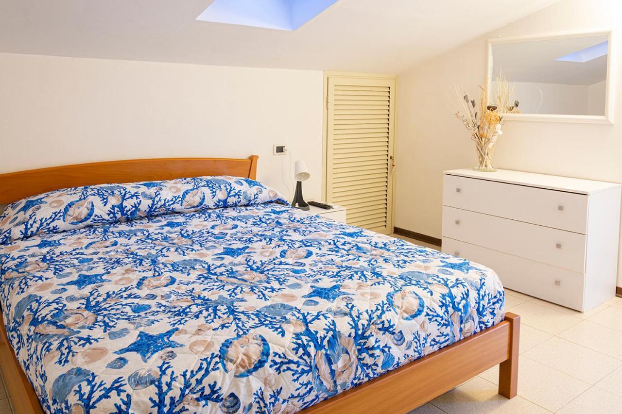 Appartamenti La Casina Porto Azzurro Kültér fotó